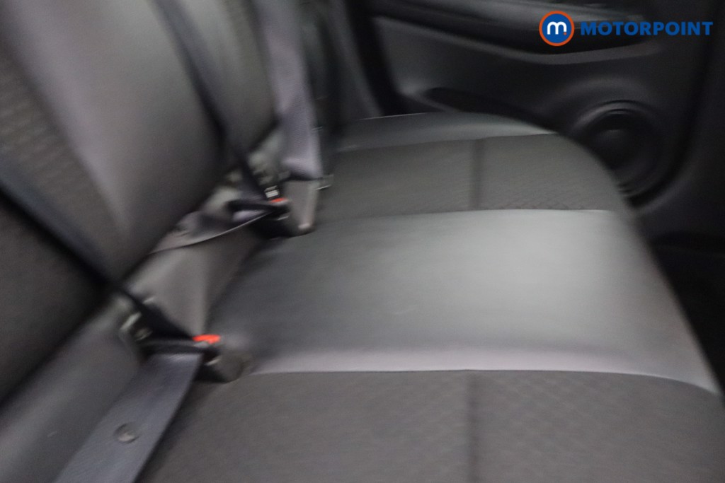 Nissan Juke N-Connecta Automatic Petrol SUV - Stock Number (1671821) - 8th supplementary image