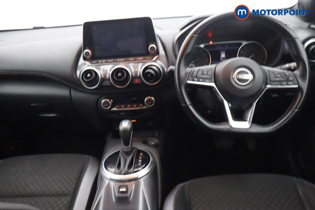 Nissan Juke N-Connecta Automatic Petrol SUV - Stock Number (1671821) - 9th supplementary image