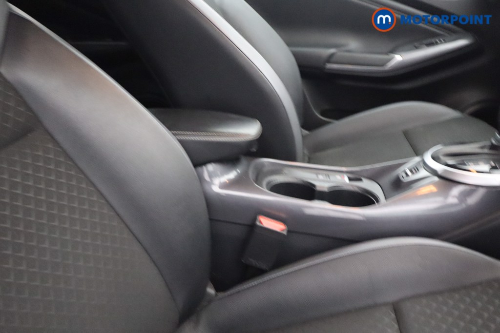 Nissan Juke N-Connecta Automatic Petrol SUV - Stock Number (1671821) - 12th supplementary image
