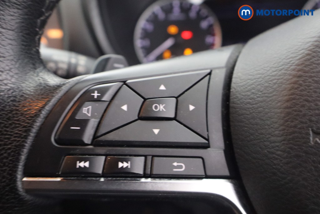 Nissan Juke N-Connecta Automatic Petrol SUV - Stock Number (1671821) - 15th supplementary image