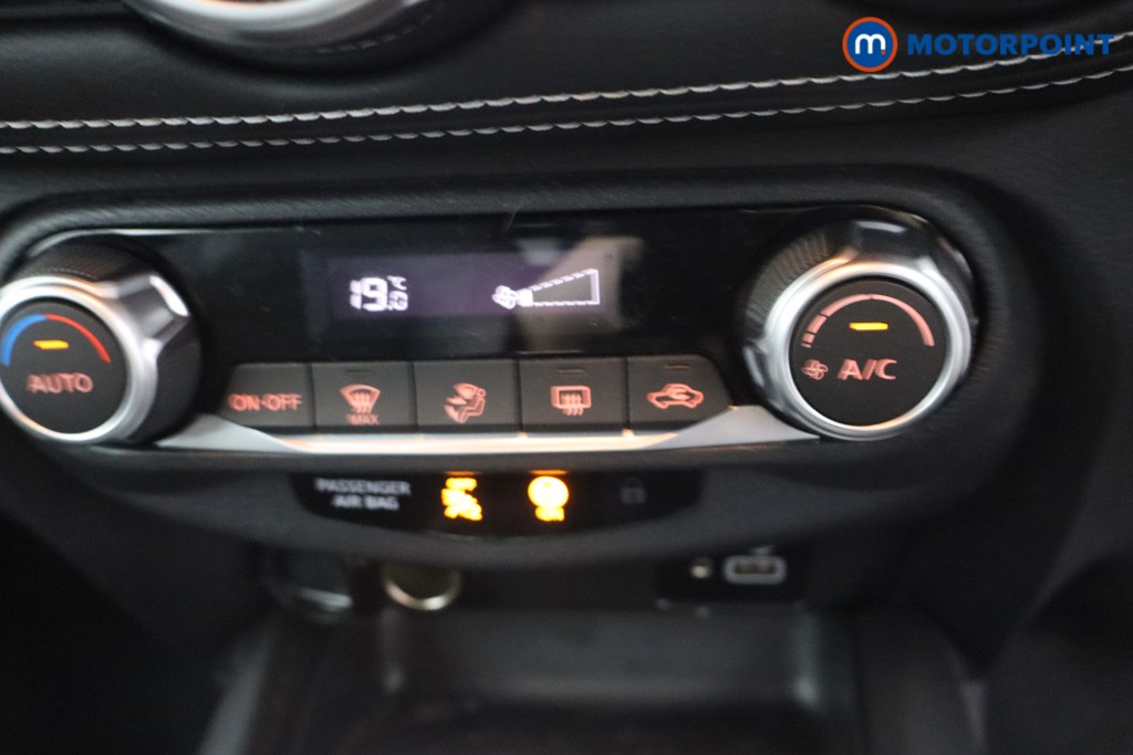 Nissan Juke N-Connecta Automatic Petrol SUV - Stock Number (1671821) - 17th supplementary image