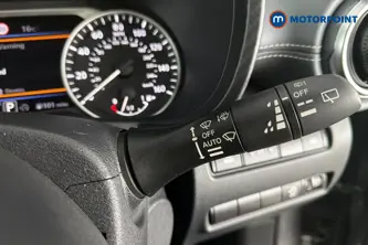 Nissan Juke N-Connecta Automatic Petrol SUV - Stock Number (1671966) - 6th supplementary image