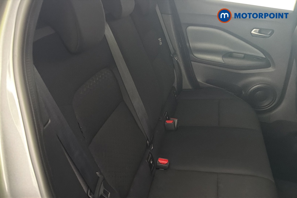 Nissan Juke N-Connecta Automatic Petrol SUV - Stock Number (1671966) - 25th supplementary image