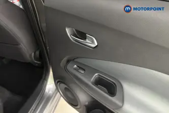 Nissan Juke N-Connecta Automatic Petrol SUV - Stock Number (1671966) - 28th supplementary image