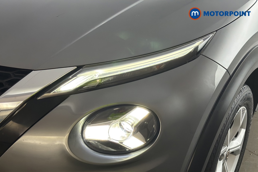 Nissan Juke N-Connecta Automatic Petrol SUV - Stock Number (1671966) - 42nd supplementary image