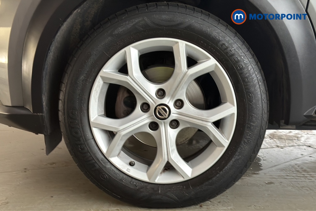Nissan Juke N-Connecta Automatic Petrol SUV - Stock Number (1671966) - 44th supplementary image