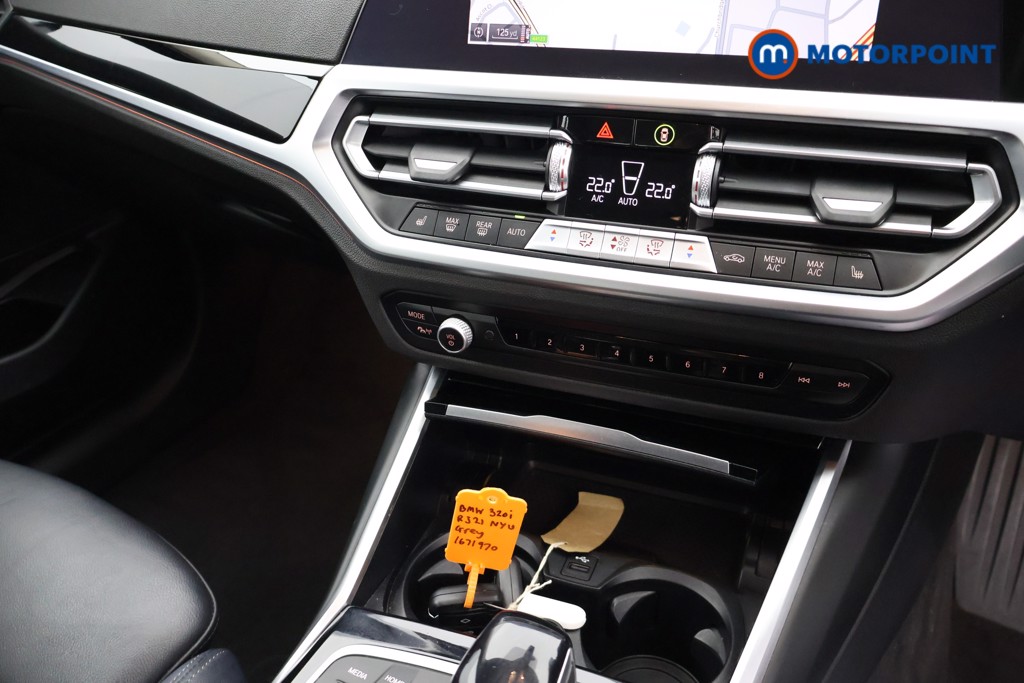 BMW 3 Series Sport Automatic Petrol Saloon - Stock Number (1671970) - 12th supplementary image