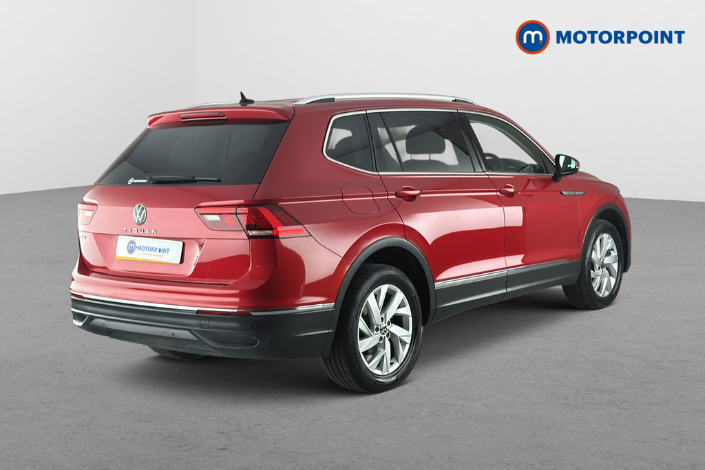 Volkswagen Tiguan Allspace Life Manual Petrol SUV - Stock Number (1672019) - Passenger side rear corner