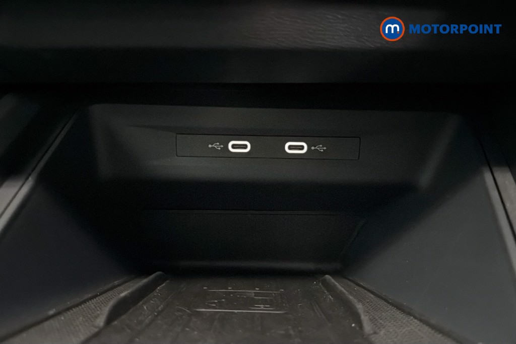 Cupra Leon VZ3 Automatic Petrol Hatchback - Stock Number (1672355) - 17th supplementary image