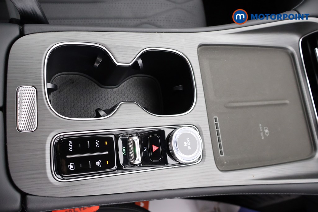 Chery Tiggo 8 Summit Automatic Petrol Plug-In Hybrid SUV - Stock Number (1672684) - 9th supplementary image
