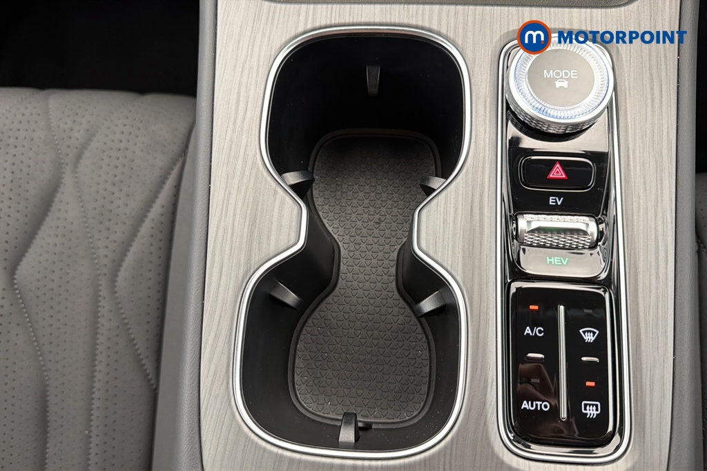 Chery Tiggo 8 Summit Automatic Petrol Plug-In Hybrid SUV - Stock Number (1672687) - 16th supplementary image