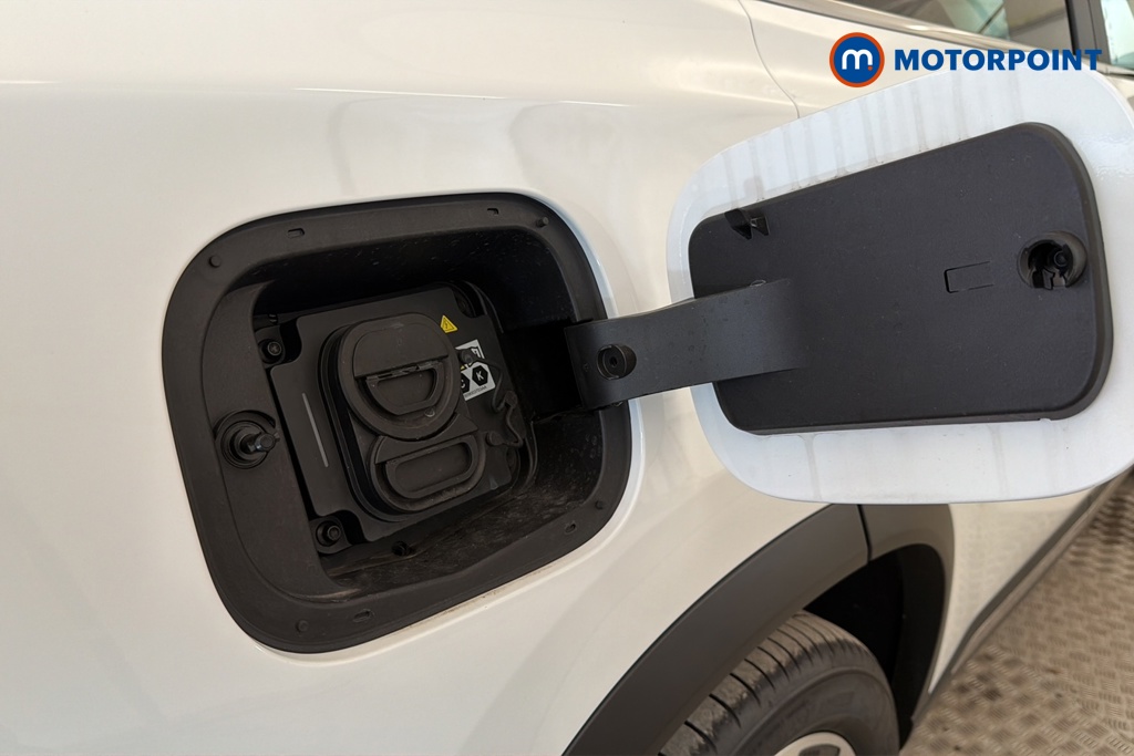 Chery Tiggo 8 Summit Automatic Petrol Plug-In Hybrid SUV - Stock Number (1672687) - 40th supplementary image
