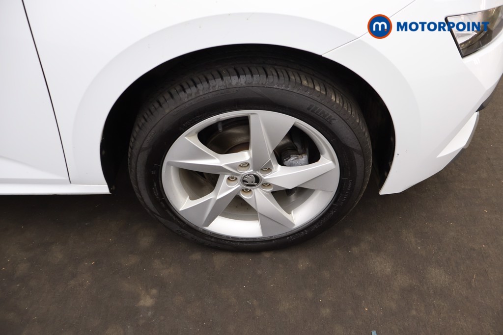 Skoda Kamiq Se Drive Manual Petrol SUV - Stock Number (1673369) - 4th supplementary image