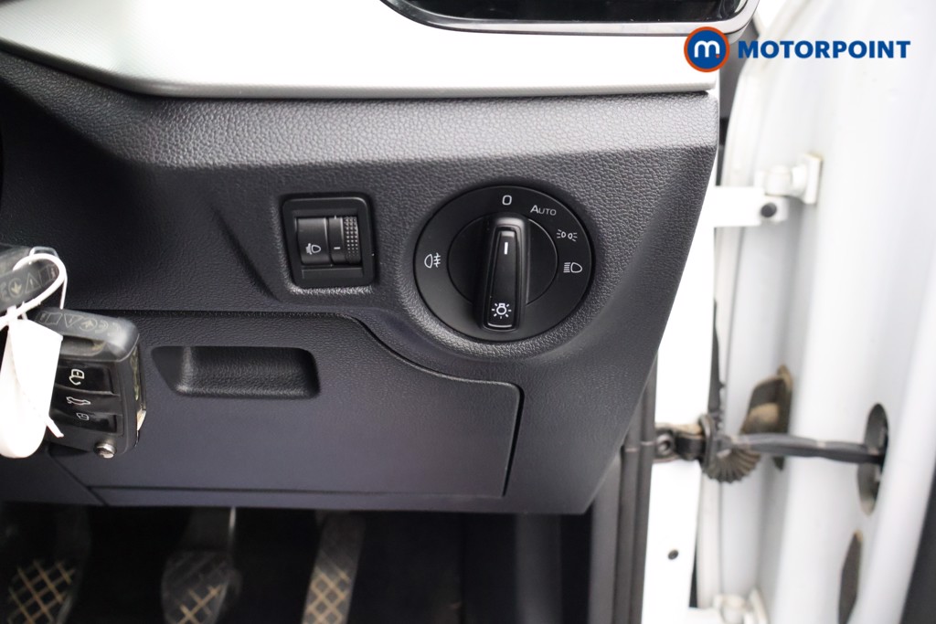 Skoda Kamiq Se Drive Manual Petrol SUV - Stock Number (1673369) - 17th supplementary image