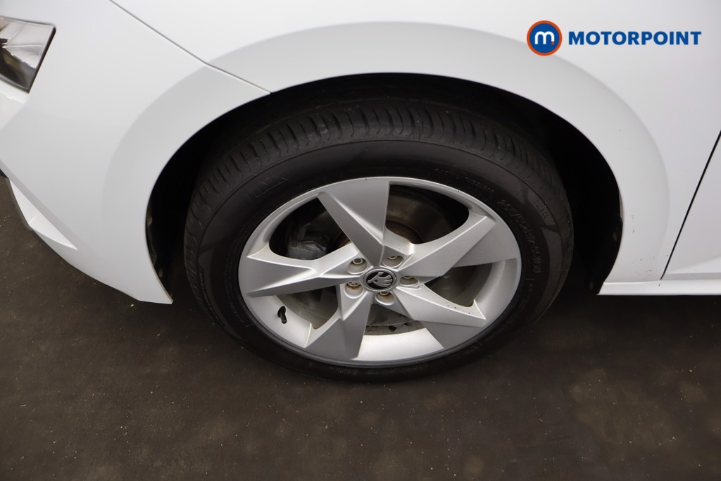 Skoda Kamiq Se Drive Manual Petrol SUV - Stock Number (1673369) - 1st supplementary image