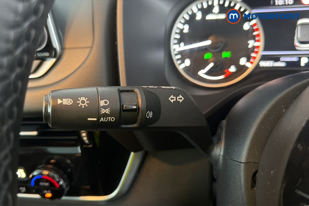 Nissan Qashqai Acenta Premium Automatic Petrol SUV - Stock Number (1673571) - 5th supplementary image
