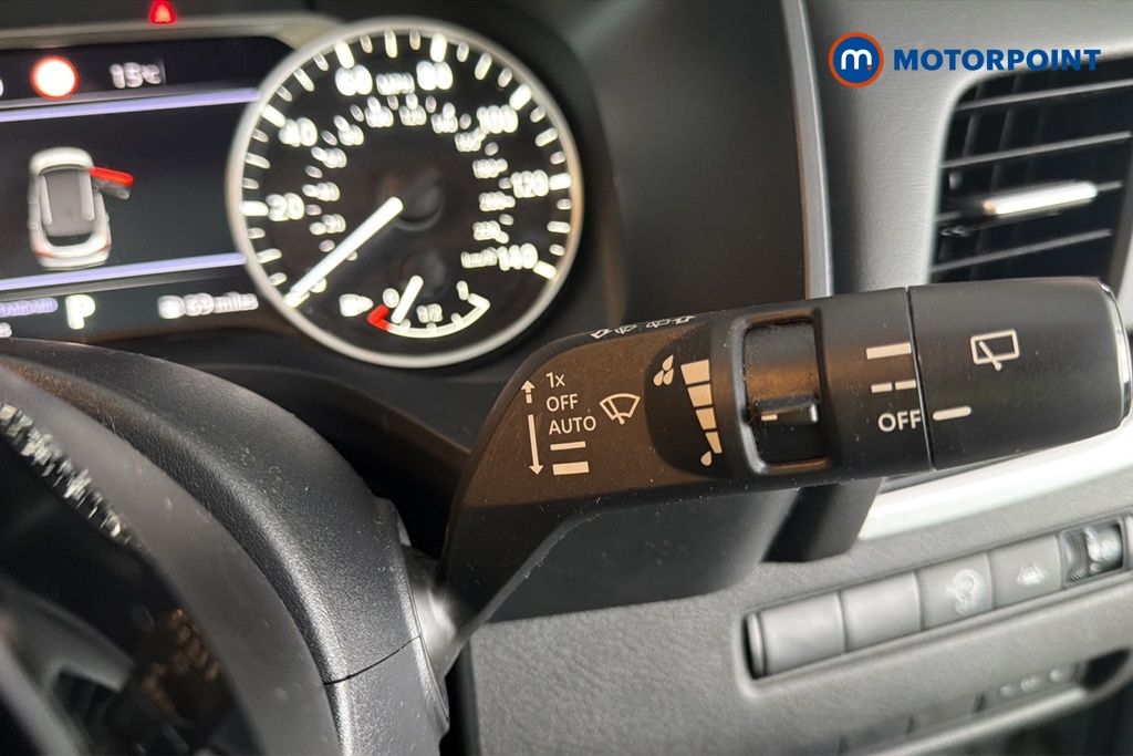 Nissan Qashqai Acenta Premium Automatic Petrol SUV - Stock Number (1673571) - 6th supplementary image