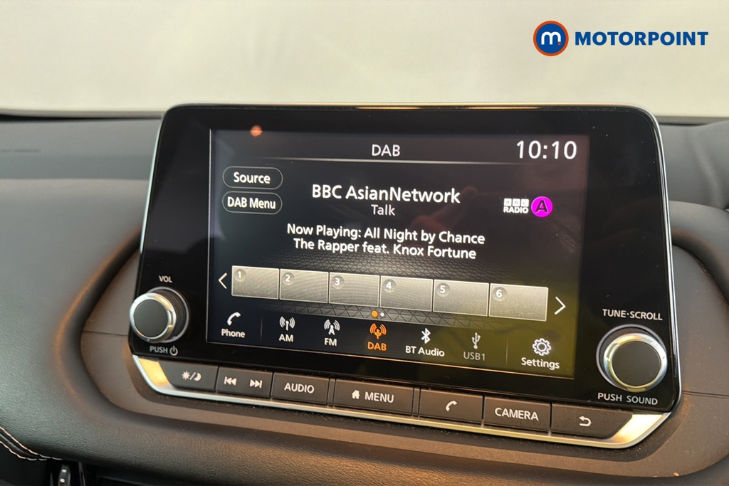 Nissan Qashqai Acenta Premium Automatic Petrol SUV - Stock Number (1673571) - 8th supplementary image