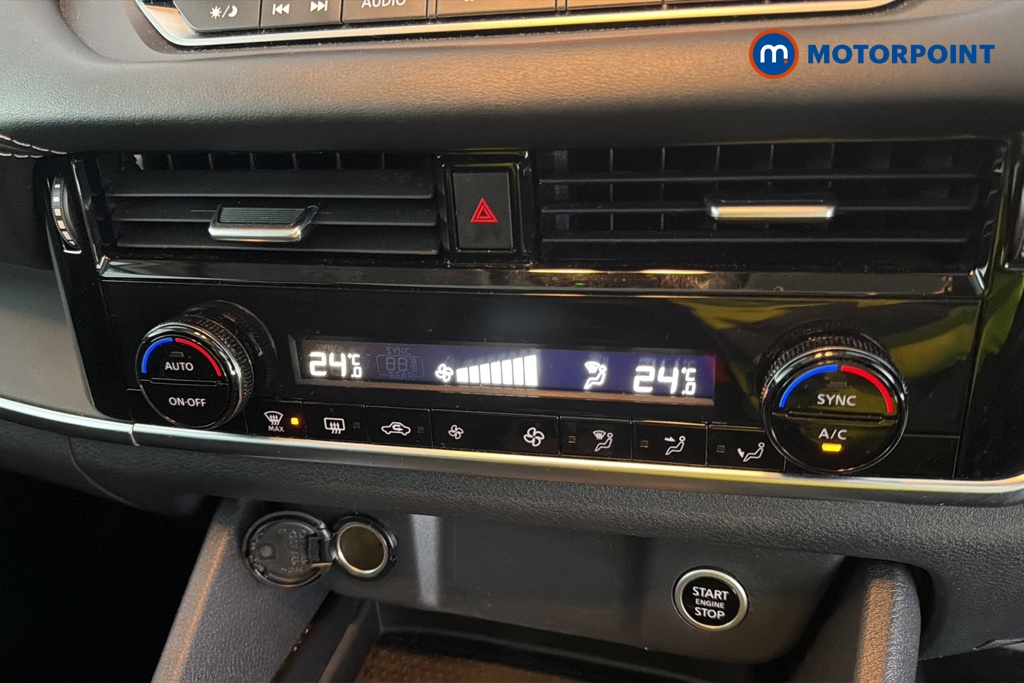 Nissan Qashqai Acenta Premium Automatic Petrol SUV - Stock Number (1673571) - 12th supplementary image