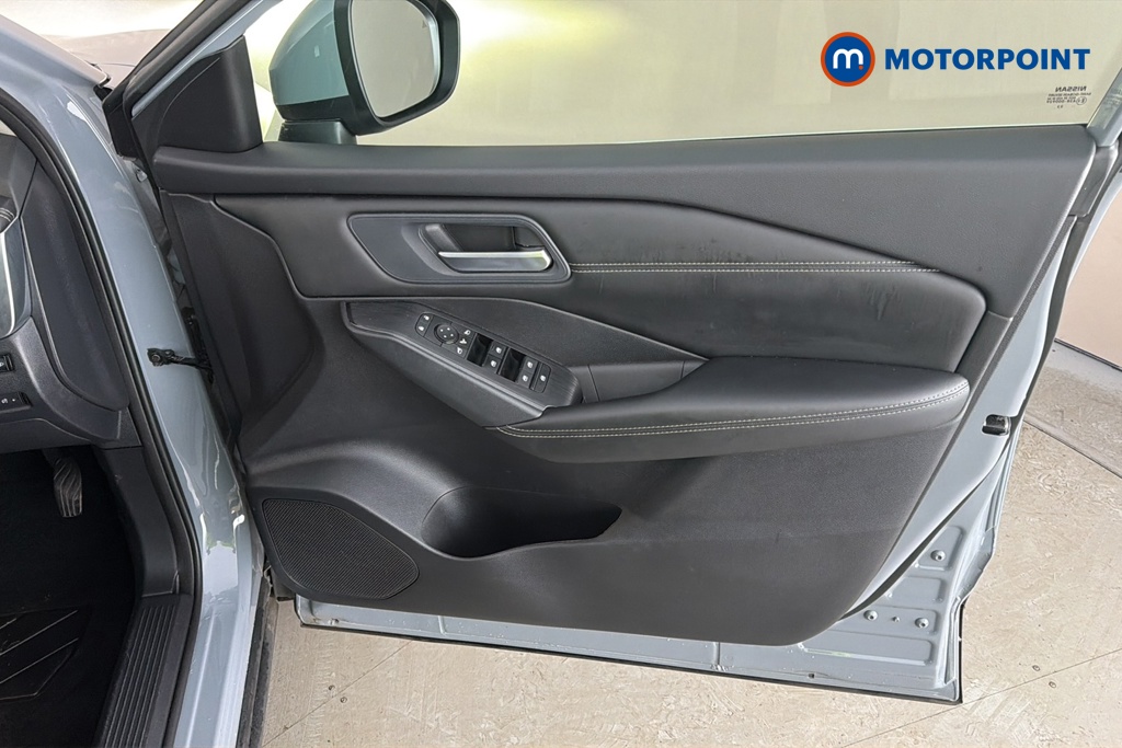 Nissan Qashqai Acenta Premium Automatic Petrol SUV - Stock Number (1673571) - 18th supplementary image