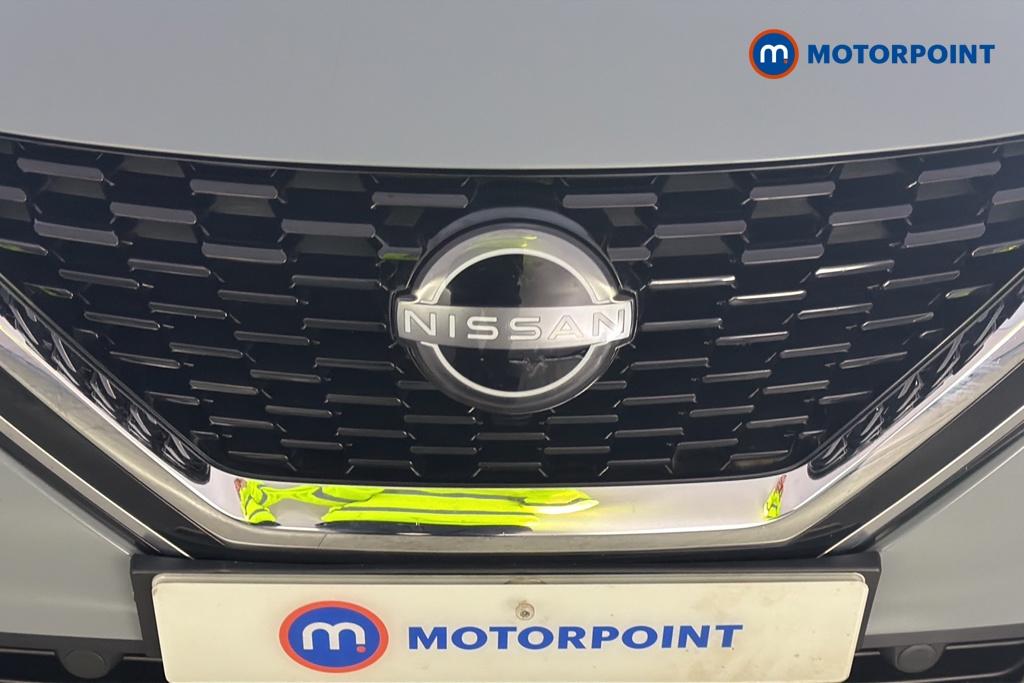 Nissan Qashqai Acenta Premium Automatic Petrol SUV - Stock Number (1673571) - 43rd supplementary image