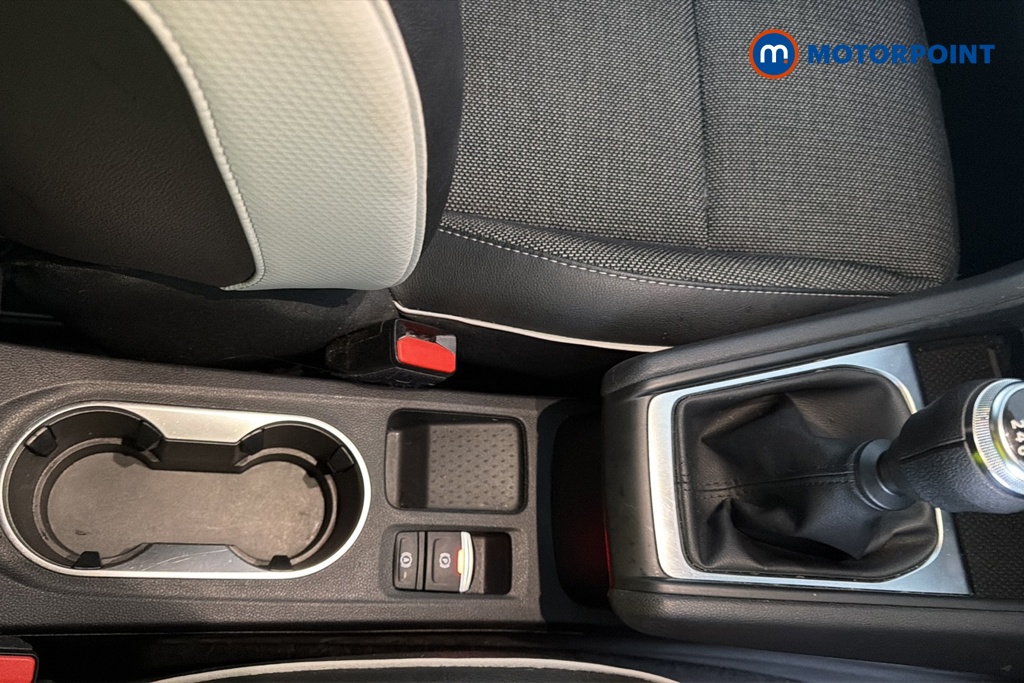 Renault Captur Techno Manual Petrol SUV - Stock Number (1673572) - 15th supplementary image