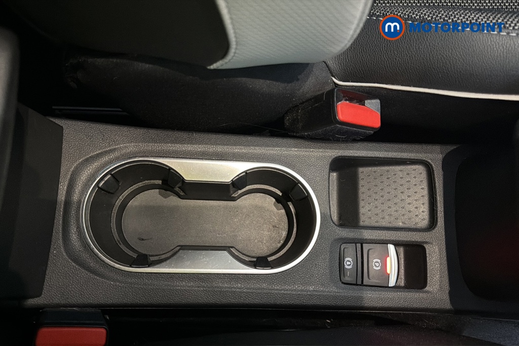 Renault Captur Techno Manual Petrol SUV - Stock Number (1673572) - 16th supplementary image