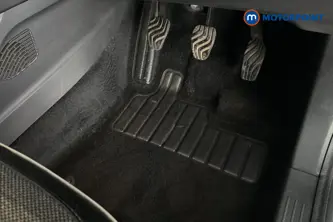 Renault Captur Techno Manual Petrol SUV - Stock Number (1673572) - 24th supplementary image