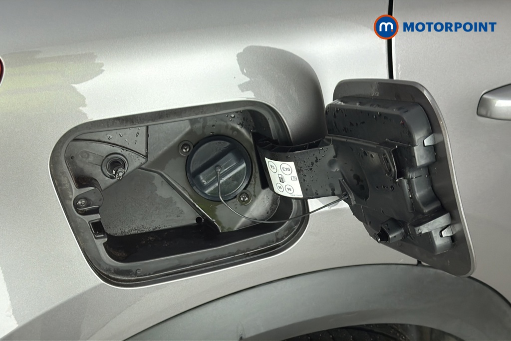 Renault Captur Techno Manual Petrol SUV - Stock Number (1673572) - 41st supplementary image