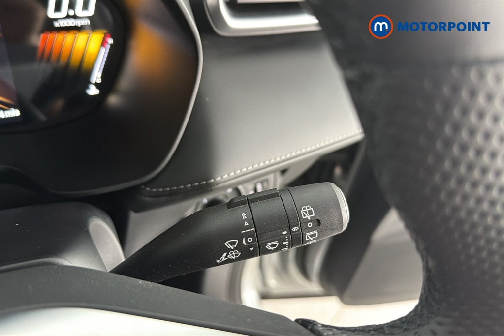 Mg Motor Uk ZS Trophy Automatic Petrol-Electric Hybrid SUV - Stock Number (1673822) - 6th supplementary image