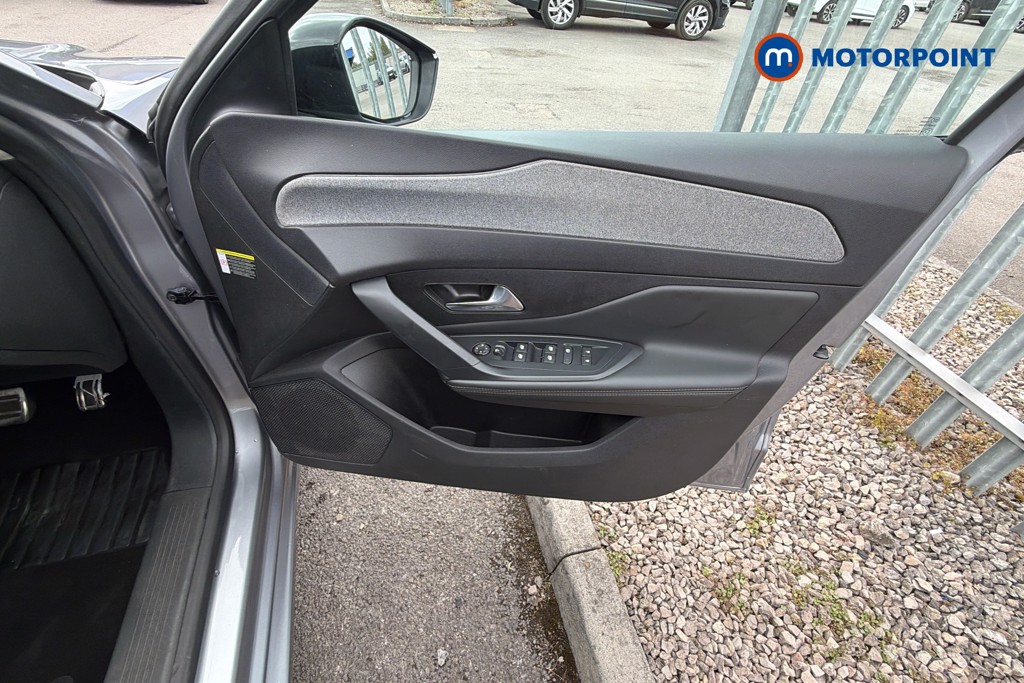 Peugeot 308 Allure Automatic Petrol Plug-In Hybrid Hatchback - Stock Number (1673928) - 3rd supplementary image