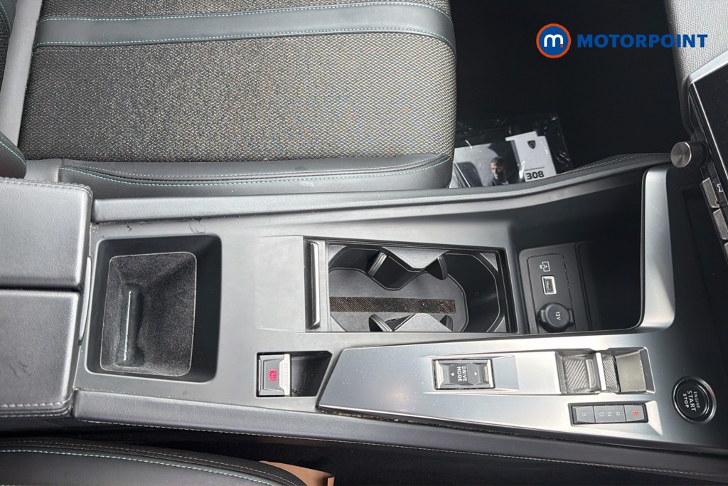Peugeot 308 Allure Automatic Petrol Plug-In Hybrid Hatchback - Stock Number (1673928) - 16th supplementary image