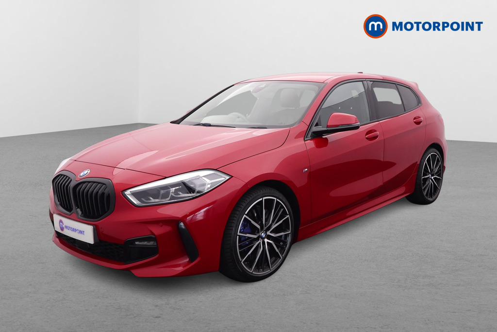 BMW 1 Series M Sport Automatic Diesel Hatchback - Stock Number (1674058) - Passenger side front corner