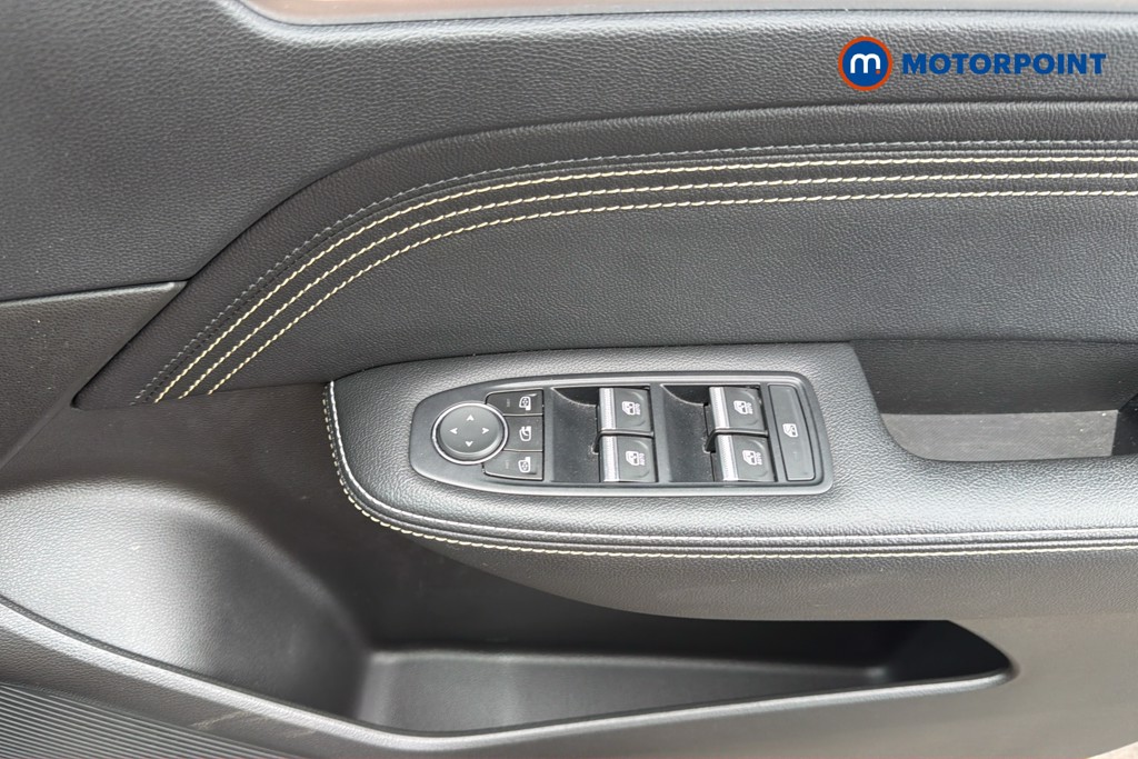Renault Arkana Engineered Automatic Petrol-Electric Hybrid SUV - Stock Number (1674188) - 4th supplementary image