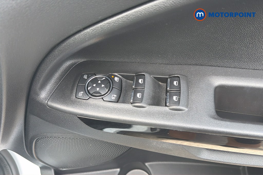 Ford Ecosport Active Manual Petrol SUV - Stock Number (1674272) - 3rd supplementary image