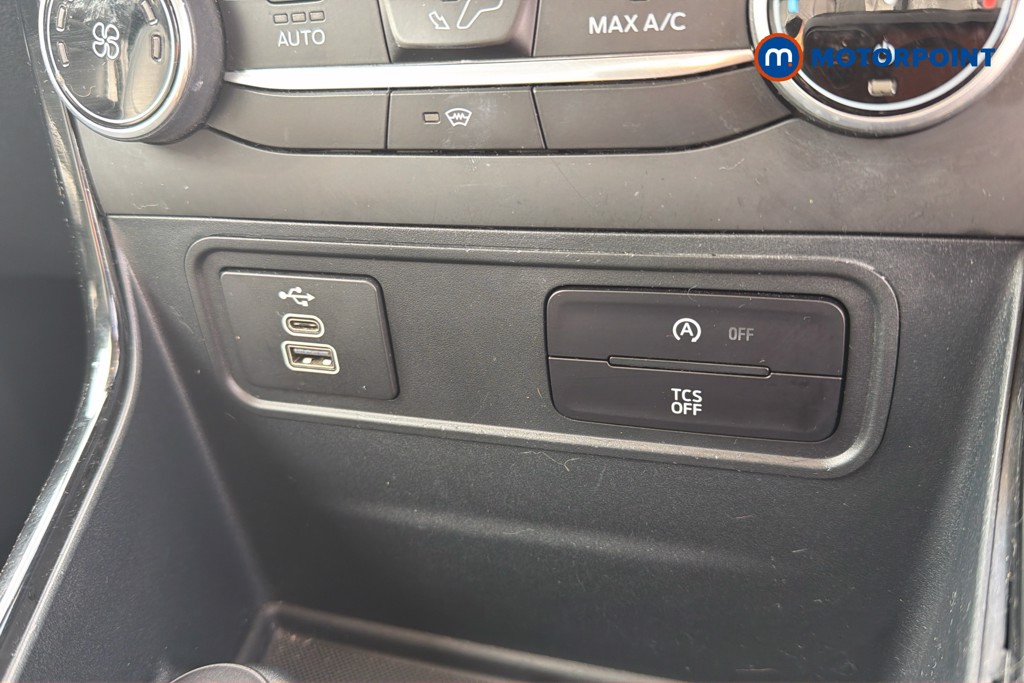 Ford Ecosport Active Manual Petrol SUV - Stock Number (1674272) - 13th supplementary image