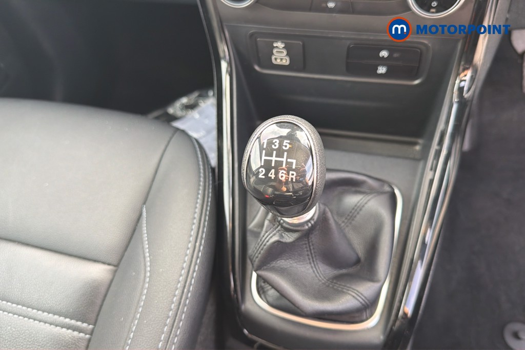 Ford Ecosport Active Manual Petrol SUV - Stock Number (1674272) - 14th supplementary image
