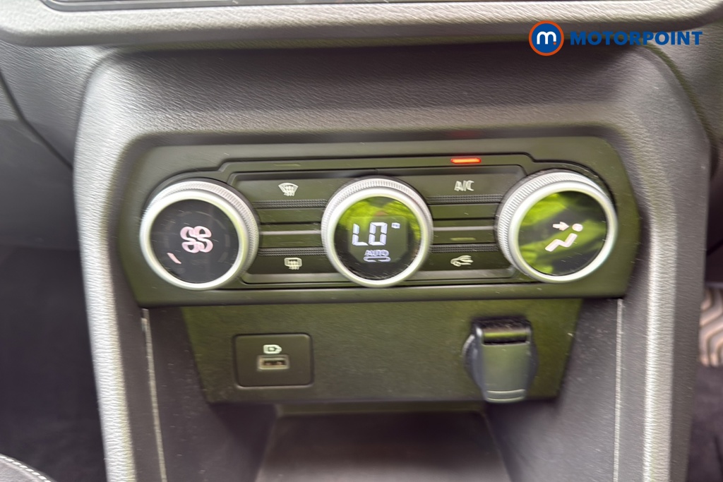 Dacia Jogger Extreme Se Manual Petrol People Carrier - Stock Number (1674297) - 12th supplementary image