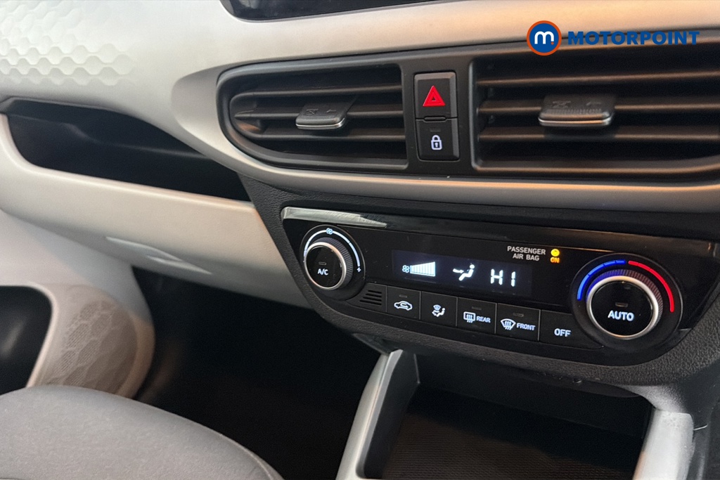 Hyundai I10 Premium Manual Petrol Hatchback - Stock Number (1674322) - 12th supplementary image