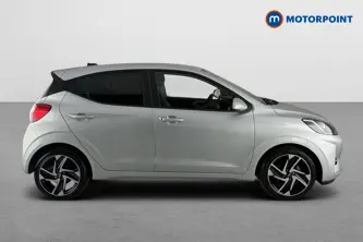 Hyundai I10 Premium Manual Petrol Hatchback - Stock Number (1674322) - Passenger side