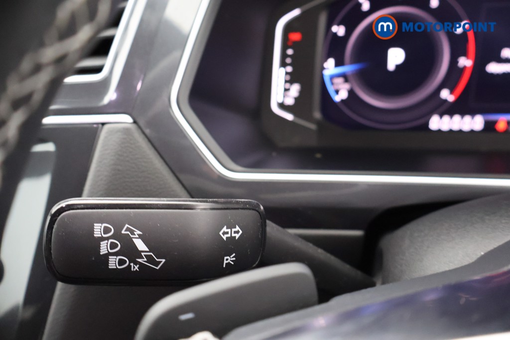 Volkswagen Tiguan Allspace R-Line Tech Automatic Petrol SUV - Stock Number (1674504) - 5th supplementary image
