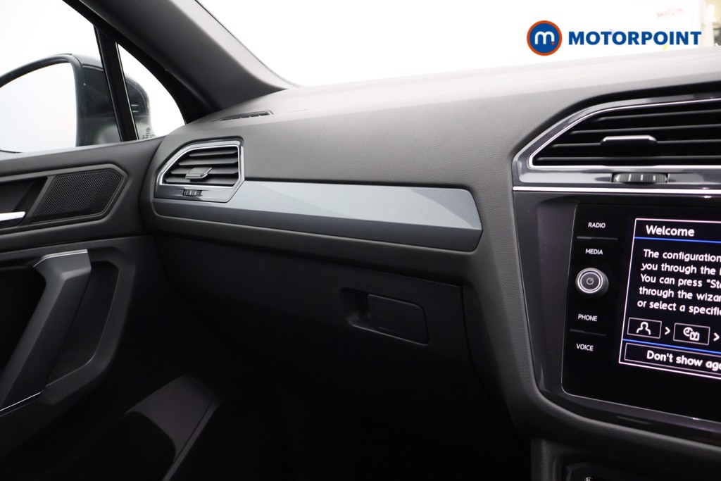 Volkswagen Tiguan Allspace R-Line Tech Automatic Petrol SUV - Stock Number (1674504) - 11th supplementary image