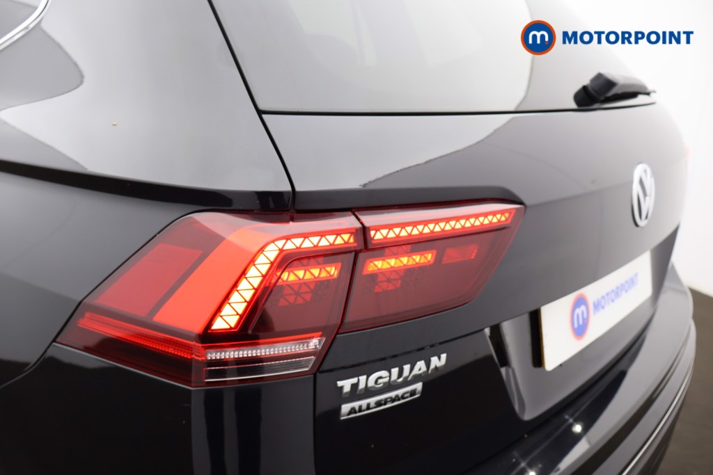 Volkswagen Tiguan Allspace R-Line Tech Automatic Petrol SUV - Stock Number (1674504) - 30th supplementary image