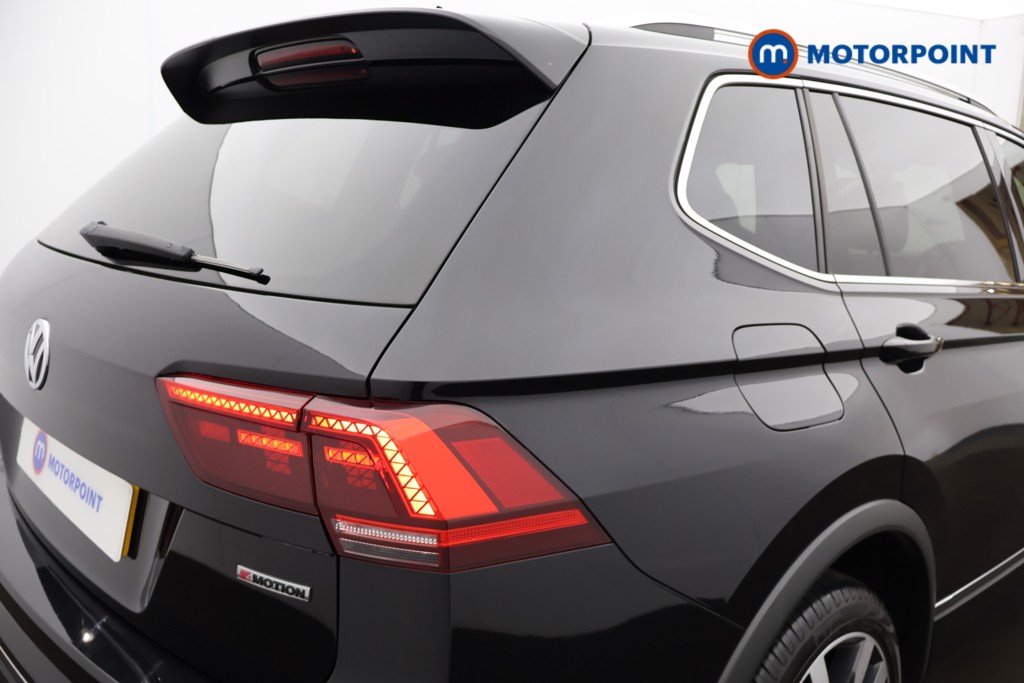 Volkswagen Tiguan Allspace R-Line Tech Automatic Petrol SUV - Stock Number (1674504) - 33rd supplementary image
