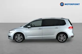 Volkswagen Touran Match Manual Petrol People Carrier - Stock Number (1674678) - Passenger side