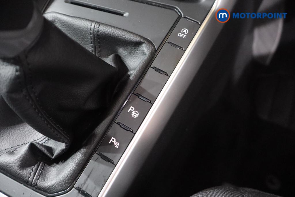 Volkswagen Taigo Life Manual Petrol SUV - Stock Number (1674935) - 12th supplementary image