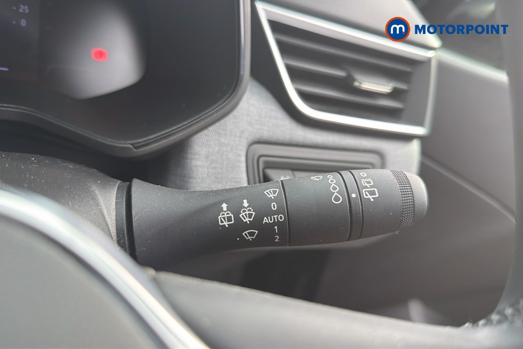 Renault Clio Evolution Automatic Petrol-Electric Hybrid Hatchback - Stock Number (1675249) - 11th supplementary image