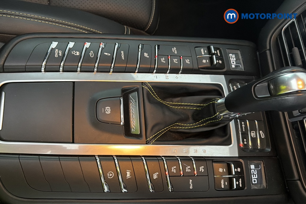 Porsche Macan S Automatic Petrol SUV - Stock Number (1675320) - 12th supplementary image