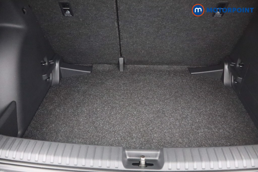 Skoda Fabia Colour Edition Manual Petrol Hatchback - Stock Number (1675379) - 4th supplementary image