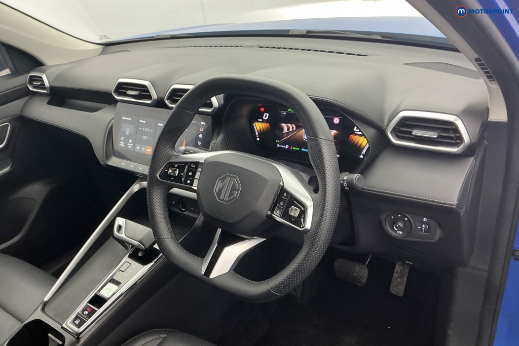 Mg Motor Uk ZS Trophy Automatic Petrol-Electric Hybrid SUV - Stock Number (1675453) - 8th supplementary image